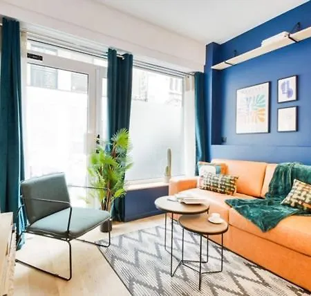 New And Renovated Amazing Flat In Heart Of * Paris